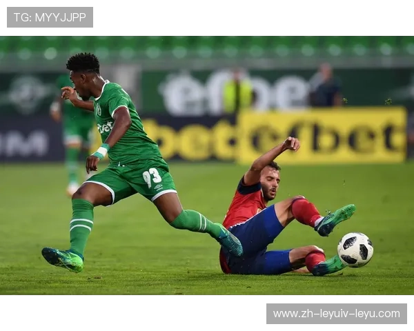 足球比赛中的快速反击与进攻战术